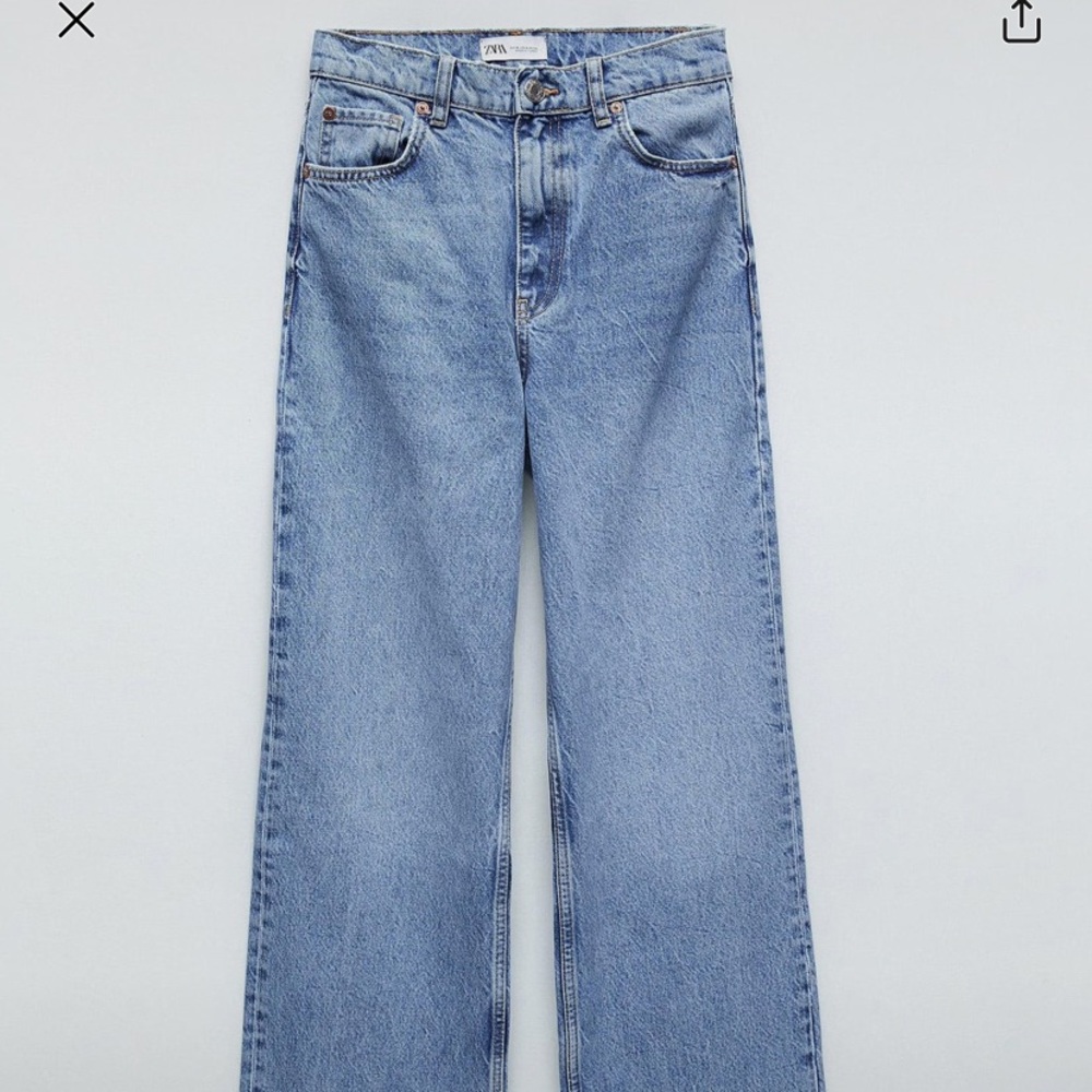 ZARA Hi Rise Wide Leg Full Length Jeans